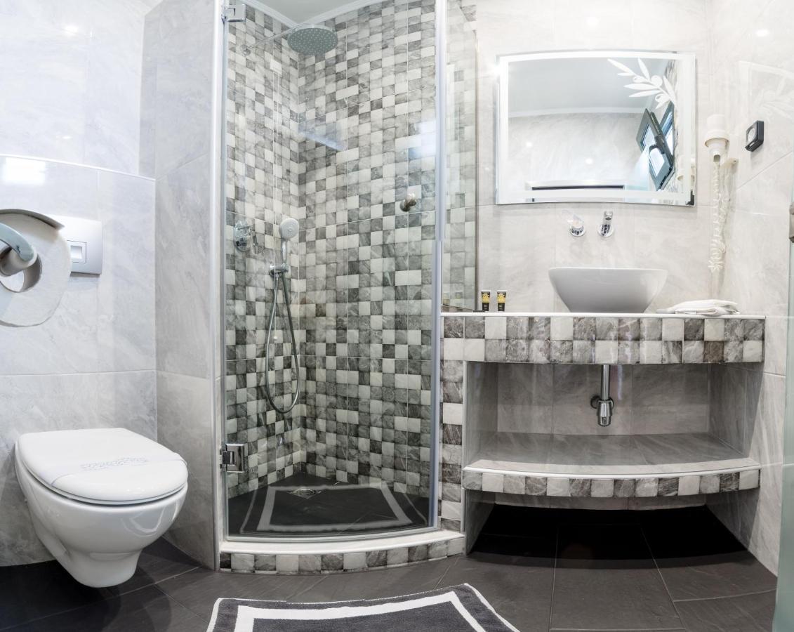 לימנאס Hotel Villa Nisteri מראה חיצוני תמונה